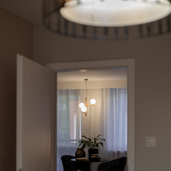 Lampadario di legno stile scandinavo